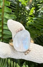 Load image into Gallery viewer, Moonstone Gold Ball Accented Ring
