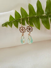 Load image into Gallery viewer, Blooms Stoned Earrings