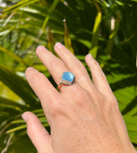 Load image into Gallery viewer, Aquamarine Sparkle Ring