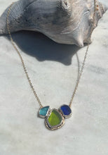 Load image into Gallery viewer, Seaglass Cluster Necklace