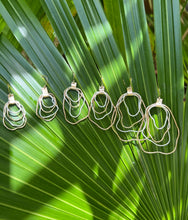 Load image into Gallery viewer, Oyster Shell Earrings