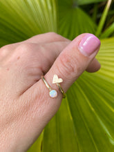 Load image into Gallery viewer, Opal Heart Ring