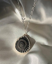 Load image into Gallery viewer, The Mack A Bella Necklace
