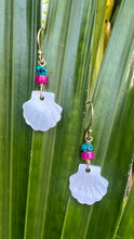 Load image into Gallery viewer, Beach Babe Earrings
