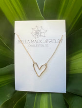 Load image into Gallery viewer, Funky Heart Necklace
