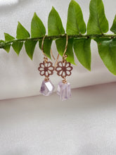 Load image into Gallery viewer, Blooms Stoned Earrings
