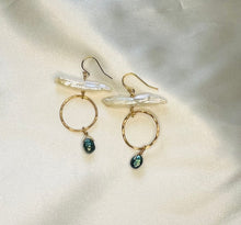 Load image into Gallery viewer, Pearls of Funk Earrings
