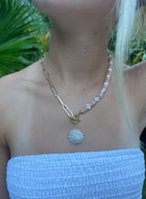 Load image into Gallery viewer, Islander Izzy Necklace
