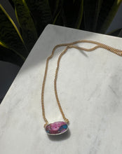 Load image into Gallery viewer, Beach Golden Hour Curb Chain Necklace
