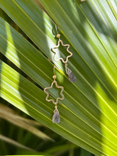 Load image into Gallery viewer, Funky Flower Earrings Amethyst
