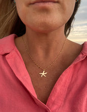 Load image into Gallery viewer, Starfish Necklace
